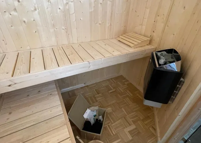 My Deluxe Sauna * 吕丁豪森